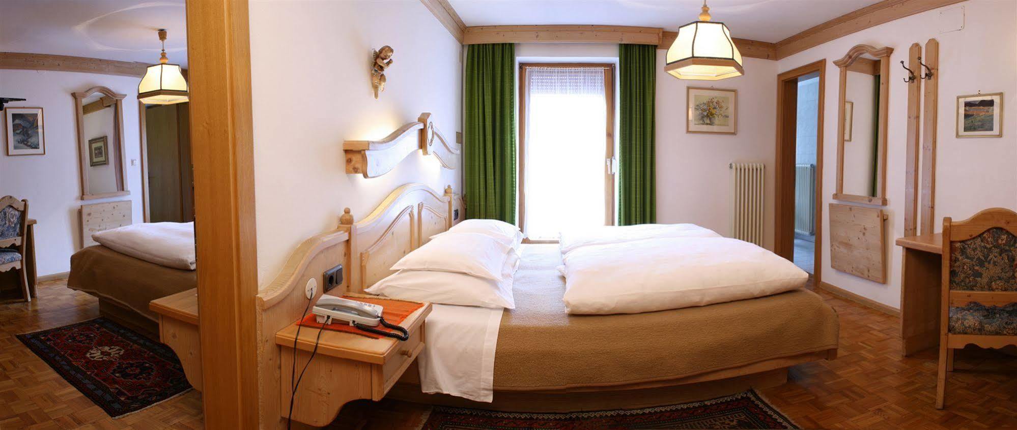 אורטיסיי Hotel Dolomiti Madonna מראה חיצוני תמונה